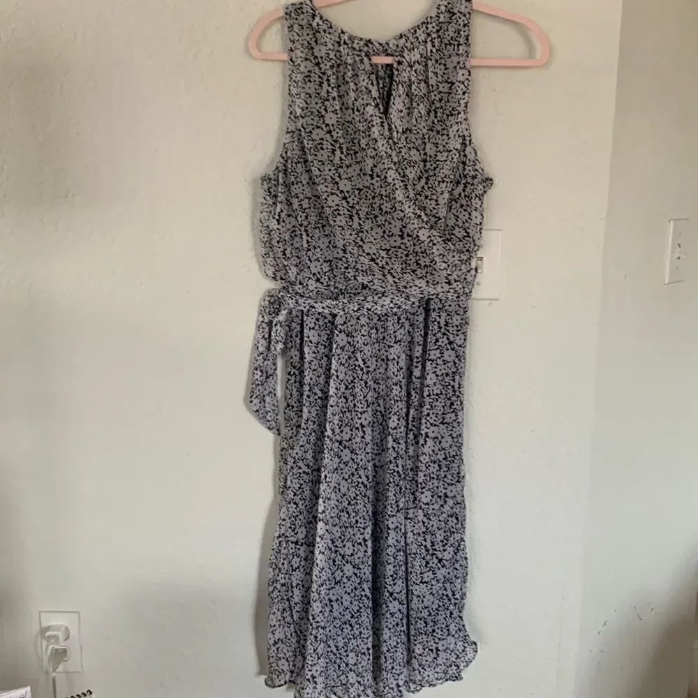 Karin Stevens Lightweight Sleeveless Midi Dress Size 14